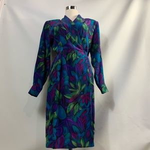 Vintage Petite Sophisticate Floral Wrap Dress